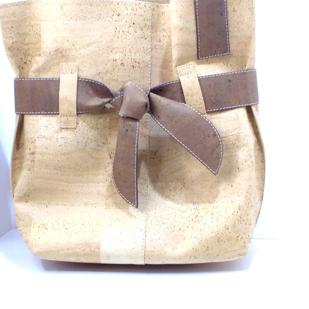 Artipel Cork Bag Present, Hobo, Crossbody, water resistant, NWOT